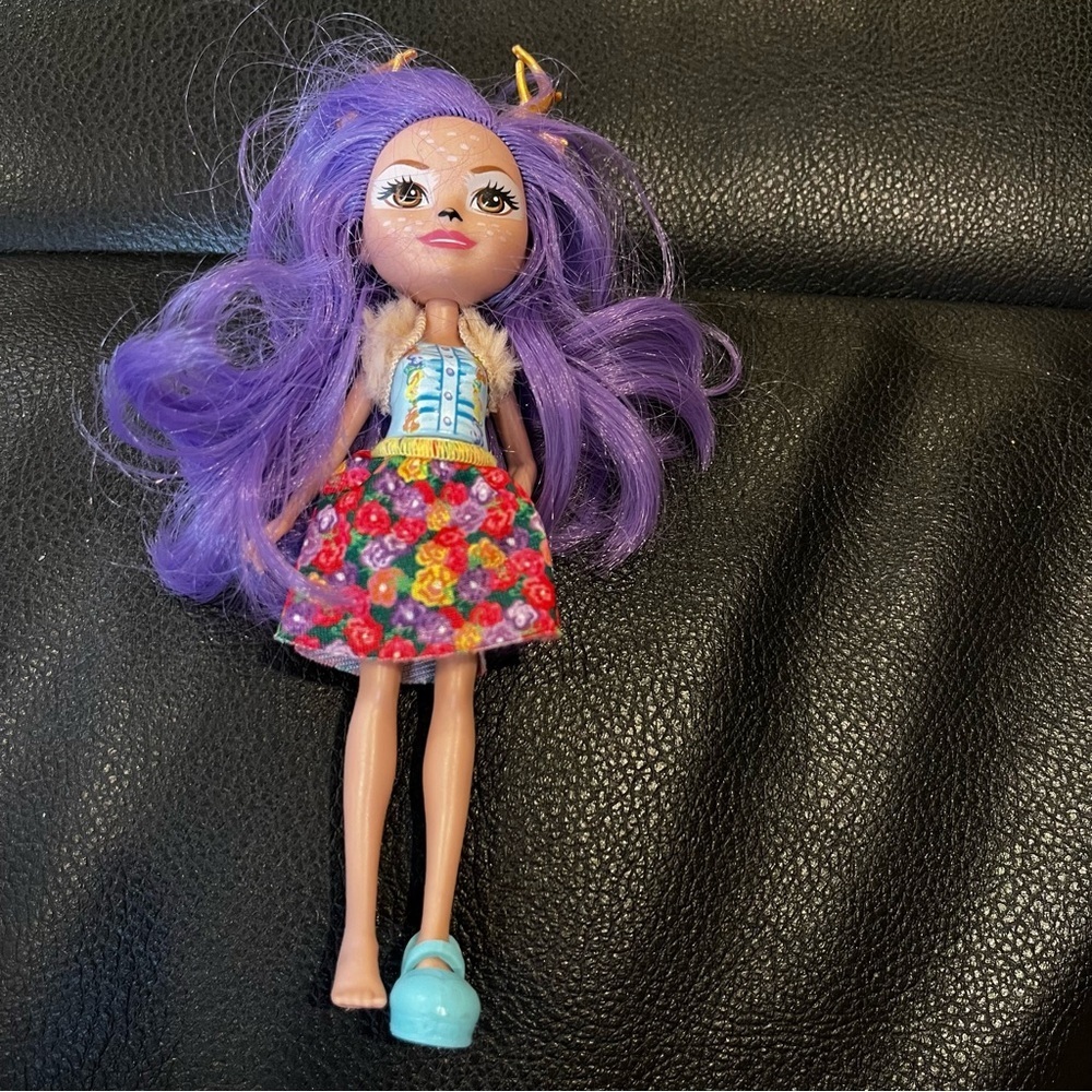 Enchantimals Danessa Deer purple hair 6” doll